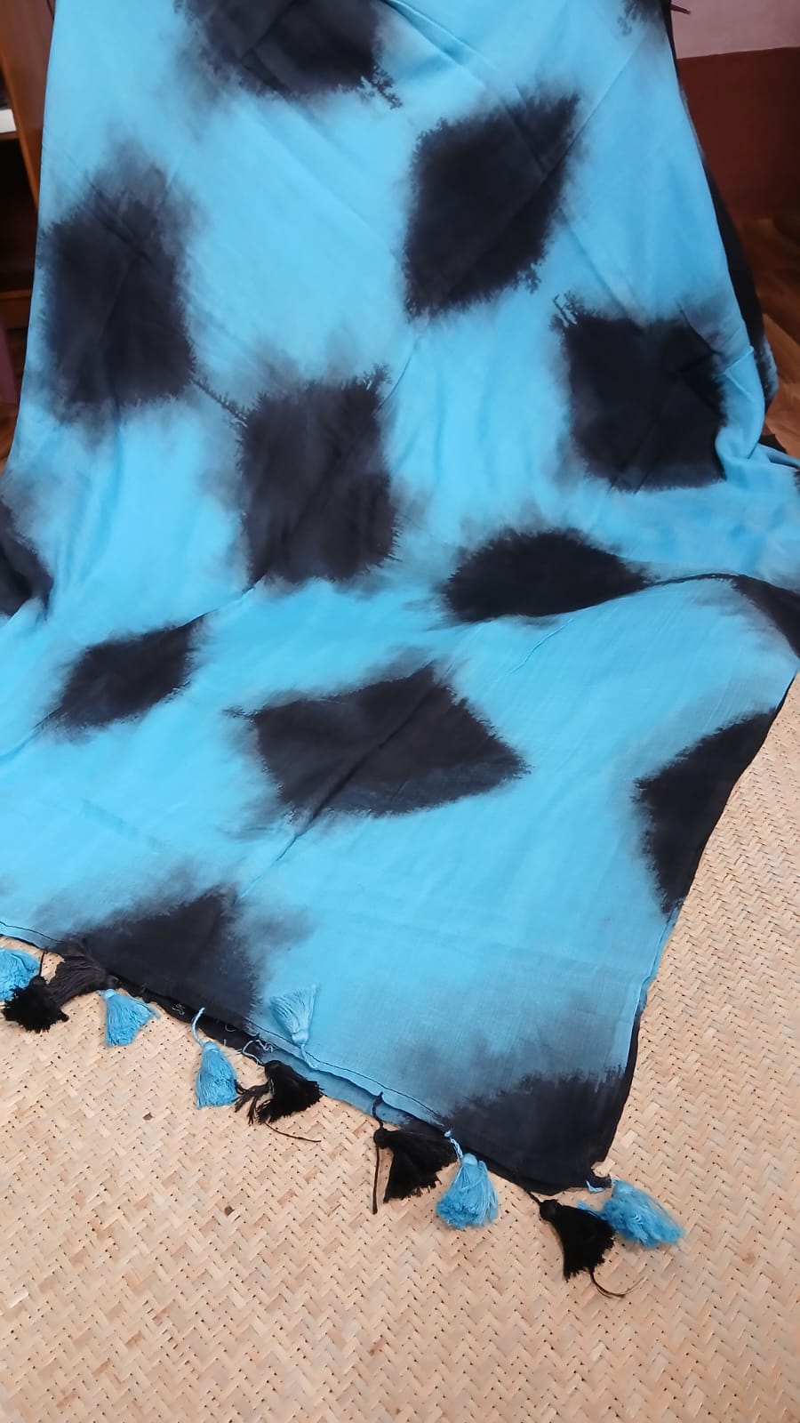 TIE AND DYE BLUE N BLACK