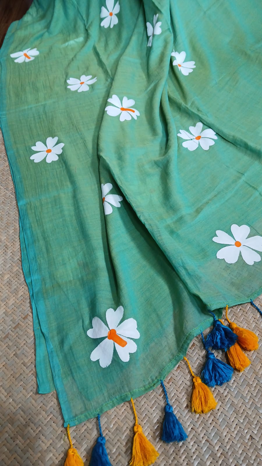 GREEN DUAL TONE SHIULI HANDPAINTED