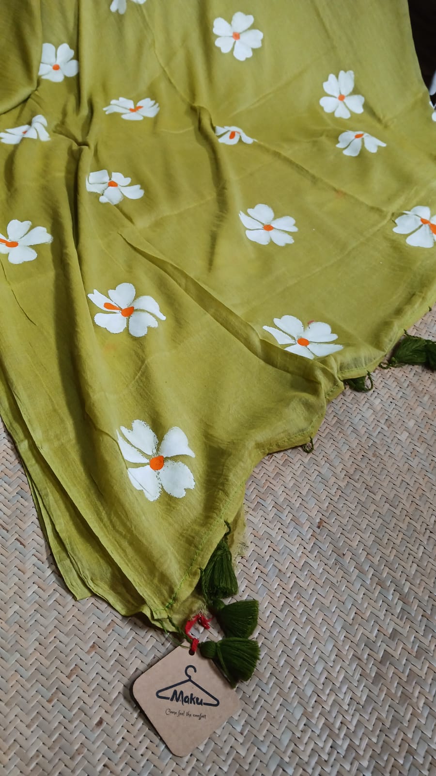 GREEN SHIULI HANDPAINTED