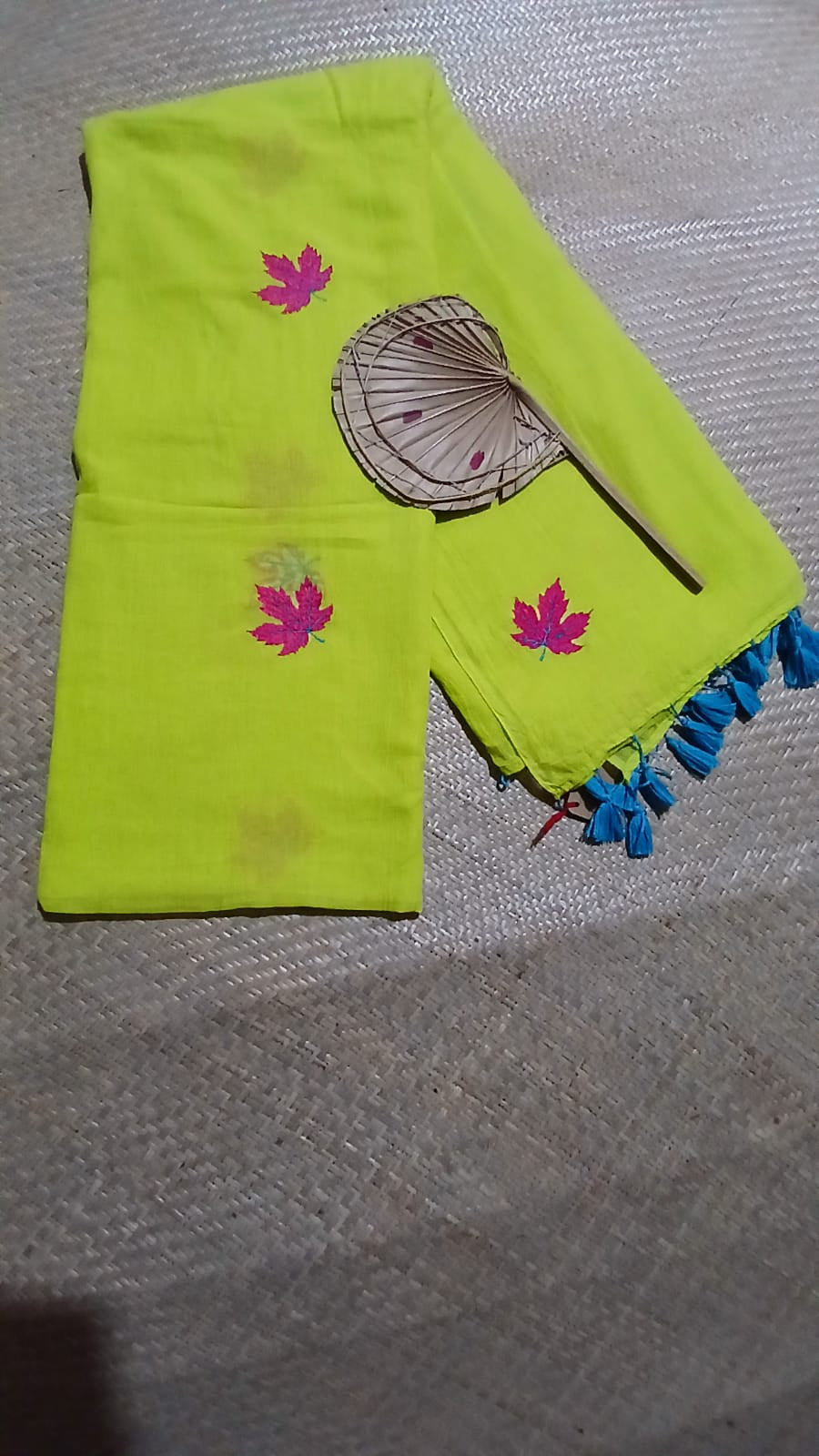 MUL COTTON LIGHT GREEN COLOUR MAPPLE LEAF EMBROIDERED SAREE