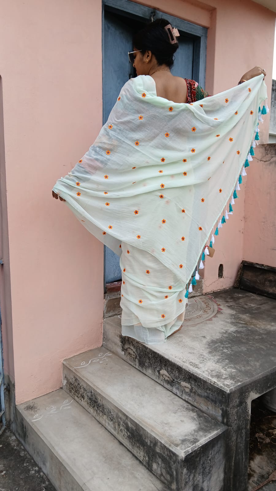 SKY FLOWER EMBROIDERY SAREE