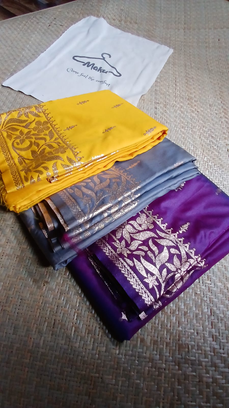 GREY OPEN BORDER SILK SAREE