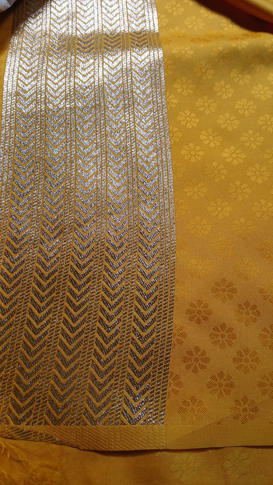 YELLOW OPEN BORDER SILK SAREE