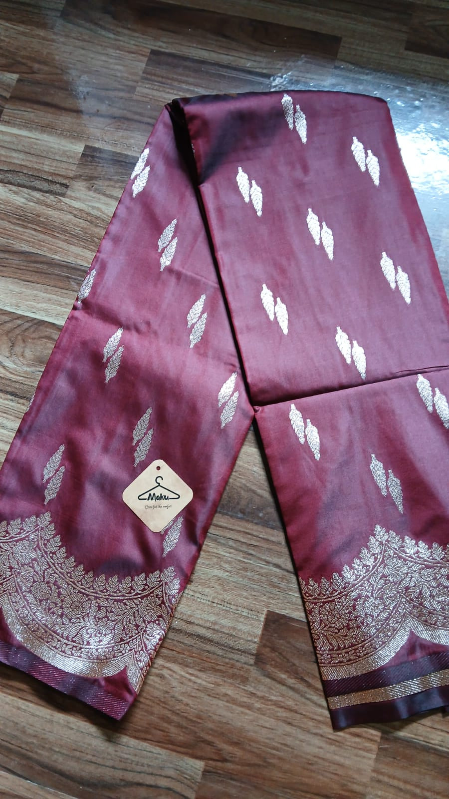 MAROON ZIGZAG BORDER SILK ZARI SAREE
