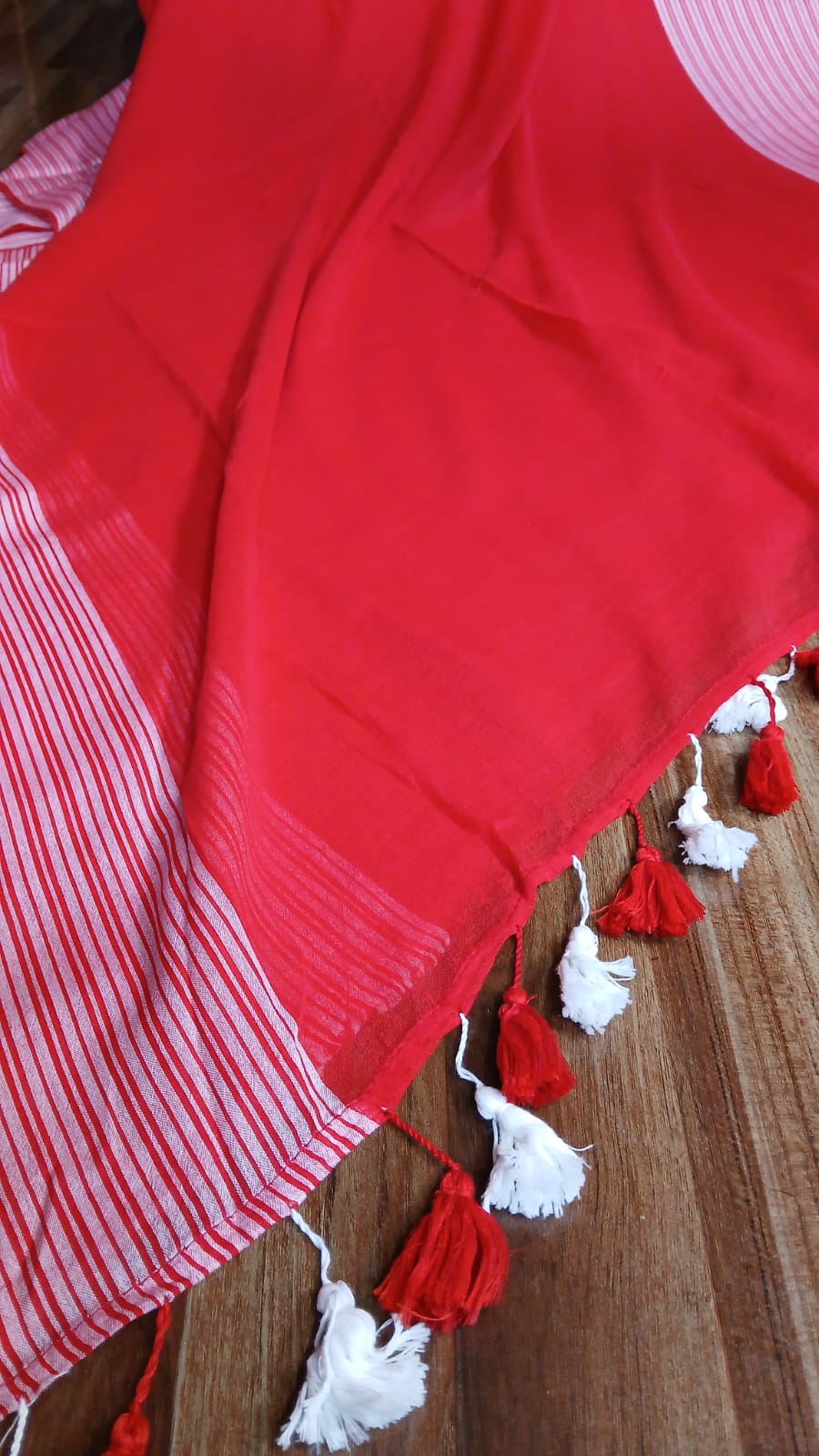 RED MUL COTTON WHITE BORDER