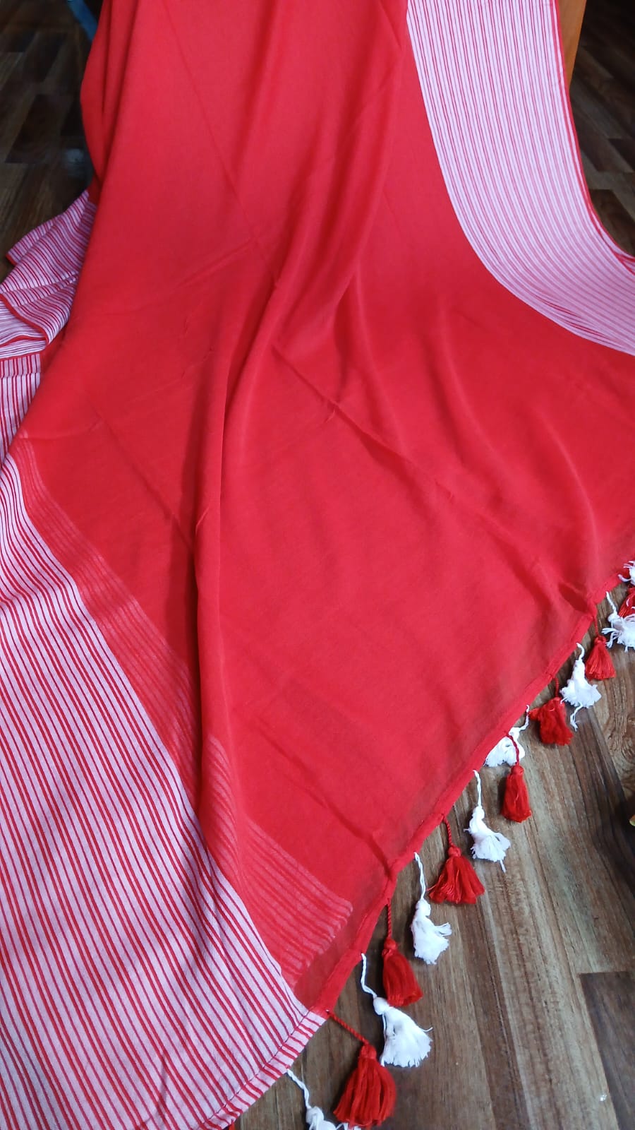 RED MUL COTTON WHITE BORDER