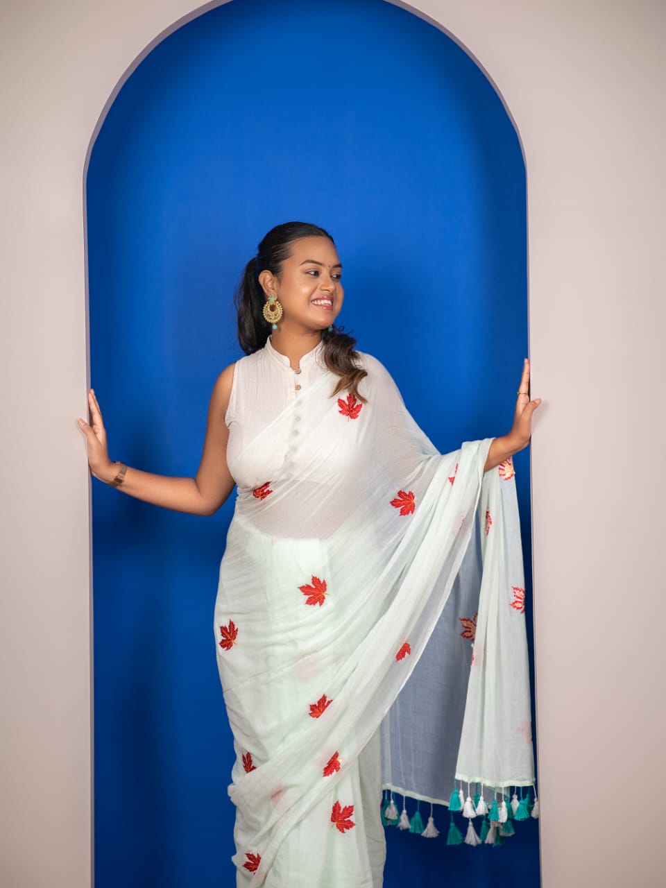LIGHT SEA GREEN COLOUR MAPPLE LEAF EMBROIDERED SAREE
